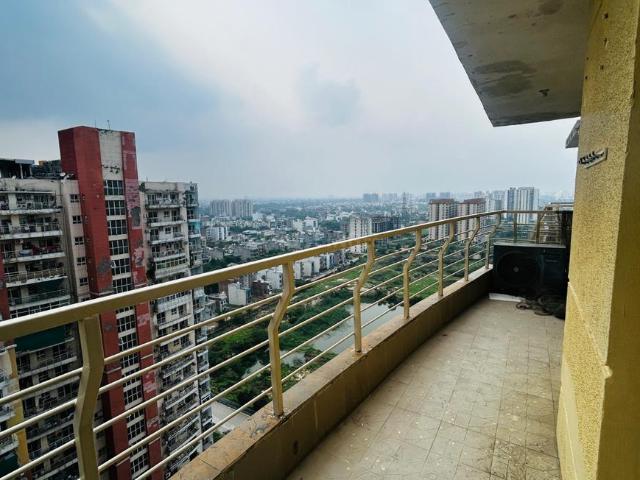 3 BHK Apartment in Sector 75 for rent Faridabad. The reference number is 20805541