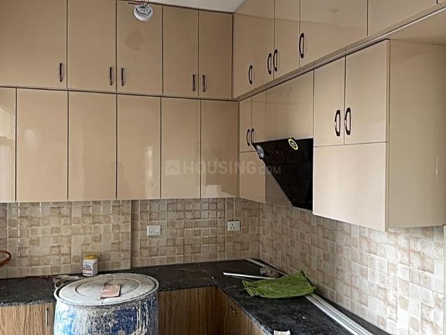 3 BHK Apartment in Sector 76 for rent Noida. The reference number is 17896993