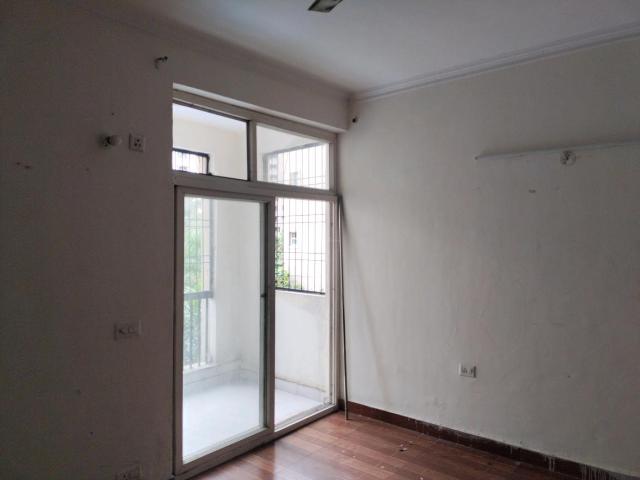 3 BHK Apartment in Sector 76 for rent Noida. The reference number is 20327496