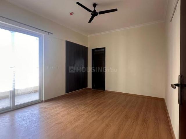 3 BHK Apartment in Sector 76 for rent Noida. The reference number is 20347141