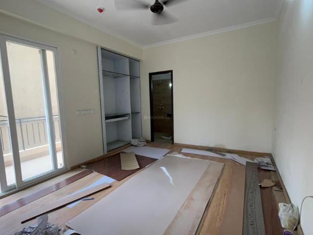 3 BHK Apartment in Sector 76 for rent Noida. The reference number is 20739325