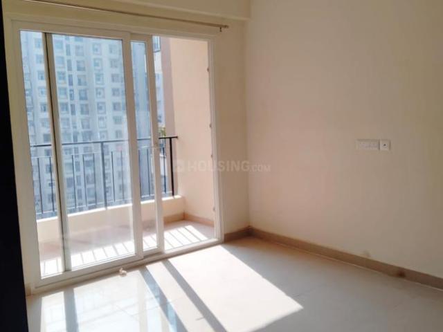 3 BHK Apartment in Sector 76 for rent Noida. The reference number is 20930276