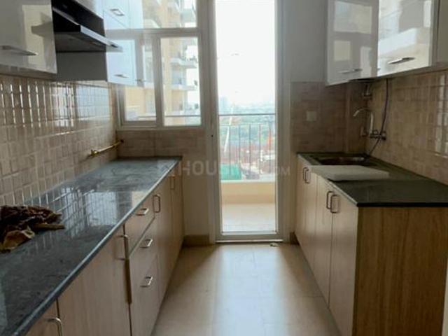 3 BHK Apartment in Sector 76 for rent Noida. The reference number is 20962334