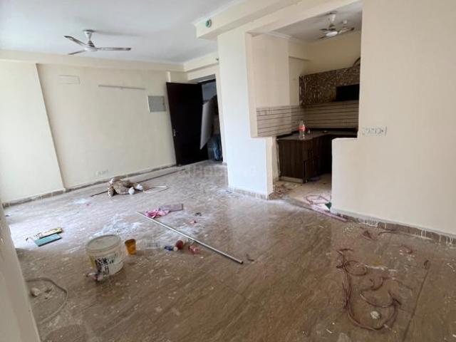 3 BHK Apartment in Sector 76 for rent Noida. The reference number is 21040755
