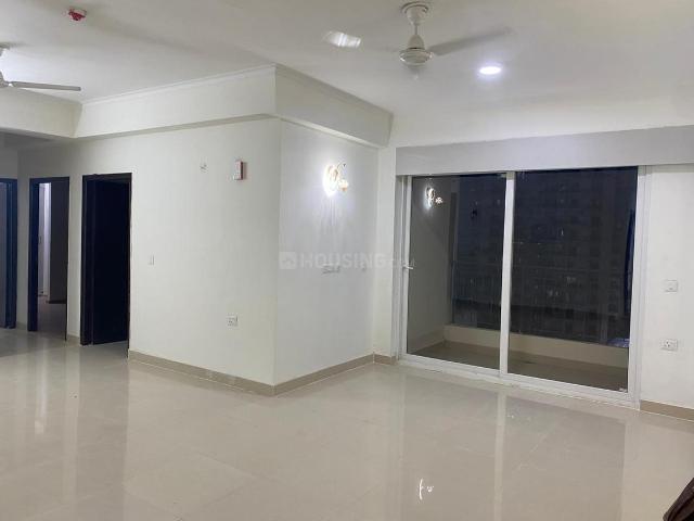 3 BHK Apartment in Sector 76 for rent Noida. The reference number is 21100824