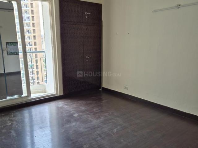 3 BHK Apartment in Sector 76 for rent Noida. The reference number is 21144873