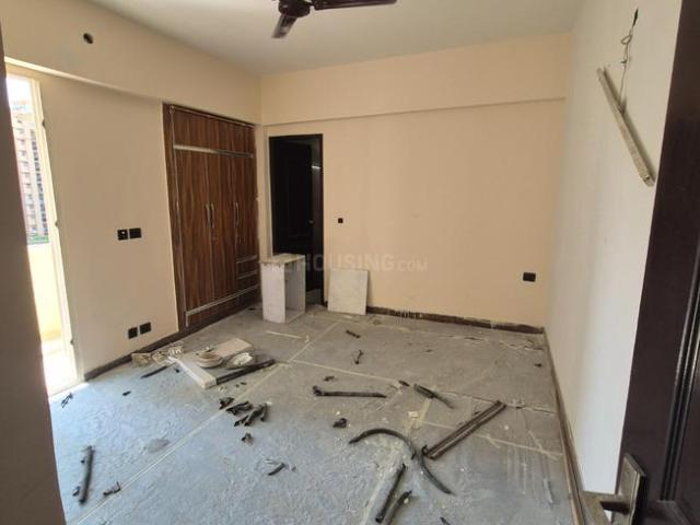 3 BHK Apartment in Sector 76 for rent Noida. The reference number is 21155922