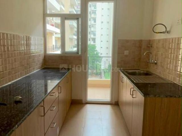 3 BHK Apartment in Sector 76 for rent Noida. The reference number is 21372114