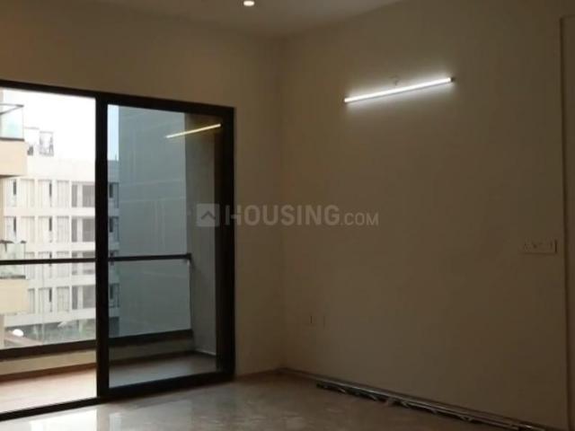 3 BHK Apartment in Sector 76 for rent Gurgaon. The reference number is 21271192