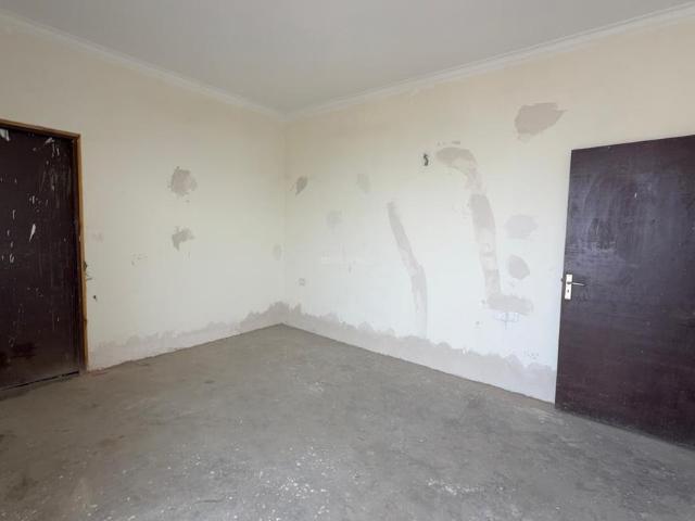 3 BHK Apartment in Sector 76 for resale Noida. The reference number is 21147850