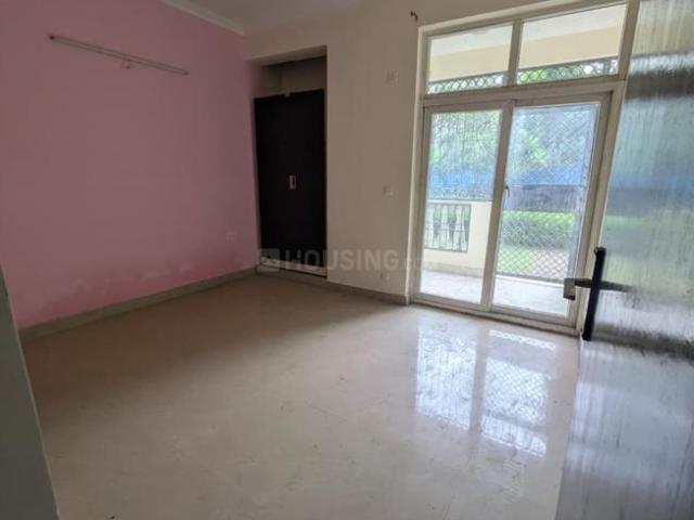 3 BHK Apartment in Sector 76 for resale Noida. The reference number is 21180735