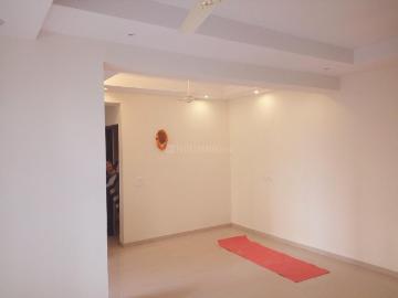 3 BHK Apartment in Sector 77 for rent Noida. The reference number is 20258411