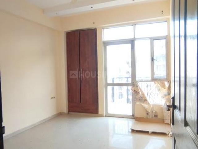 3 BHK Apartment in Sector 77 for rent Noida. The reference number is 20529855