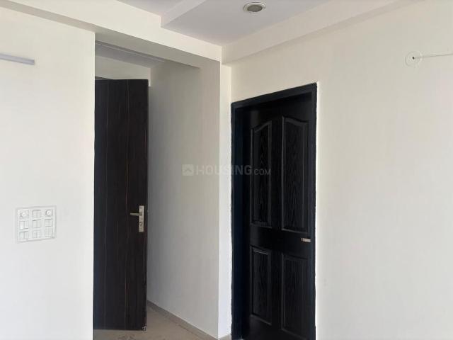 3 BHK Apartment in Sector 77 for rent Noida. The reference number is 20538896