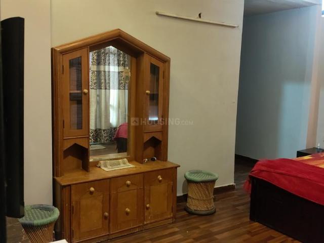 3 BHK Apartment in Sector 77 for rent Noida. The reference number is 20754849