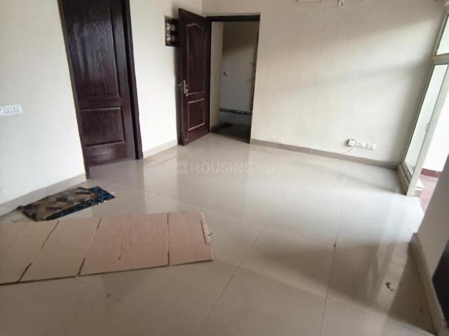 3 BHK Apartment in Sector 77 for rent Noida. The reference number is 20779627