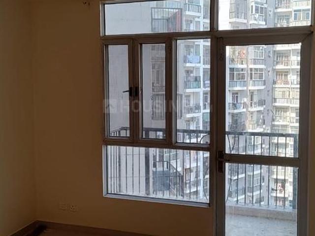 3 BHK Apartment in Sector 77 for rent Noida. The reference number is 20988738
