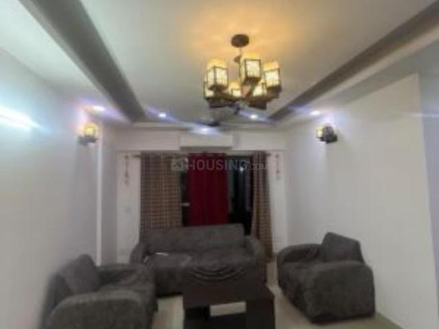 3 BHK Apartment in Sector 77 for rent Noida. The reference number is 21118133
