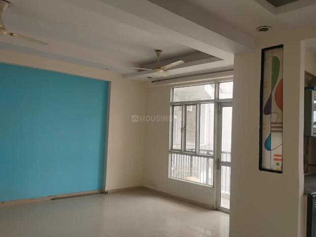 3 BHK Apartment in Sector 77 for rent Noida. The reference number is 21138064