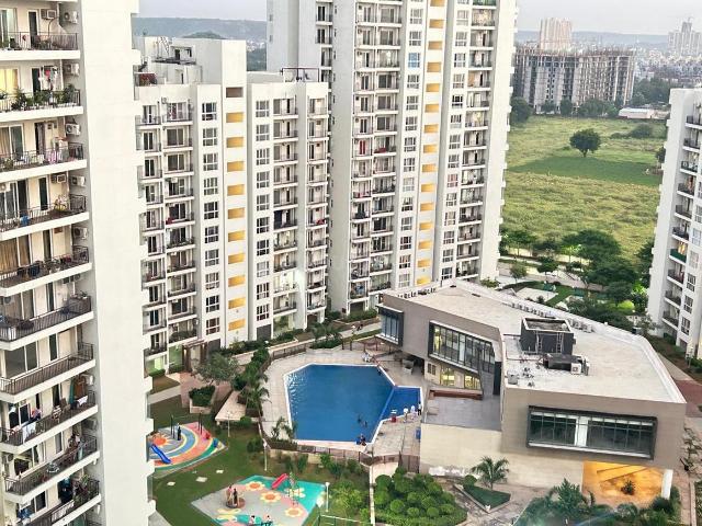 3 BHK Apartment in Sector 77 for rent Gurgaon. The reference number is 20164486
