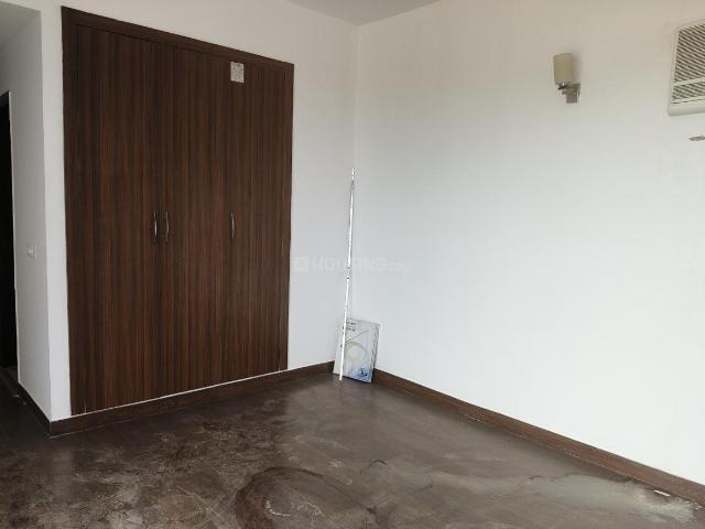 3 BHK Apartment in Sector 77 for rent Gurgaon. The reference number is 21049260