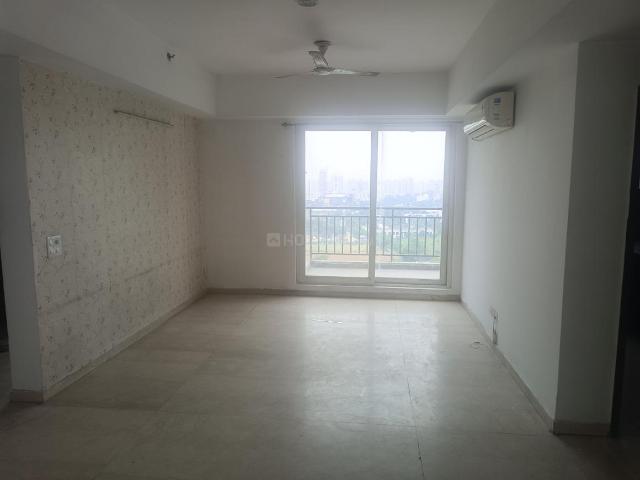 3 BHK Apartment in Sector 77 for rent Gurgaon. The reference number is 21056926