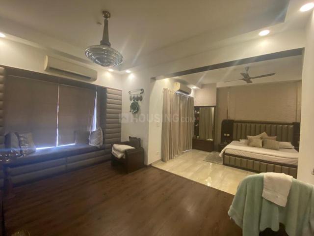 3 BHK Apartment in Sector 78 for rent Noida. The reference number is 10595663