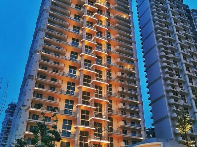 3 BHK Apartment in Sector 78 for resale Noida. The reference number is 10896914