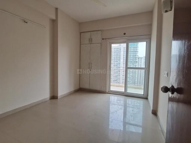 3 BHK Apartment in Sector 78 for resale Noida. The reference number is 20430889