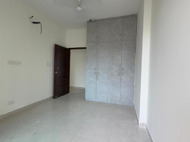 3 BHK Apartment in Sector 79 for rent Noida. The reference number is 20590189