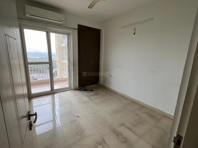 3 BHK Apartment in Sector 79 for rent Noida. The reference number is 21355580