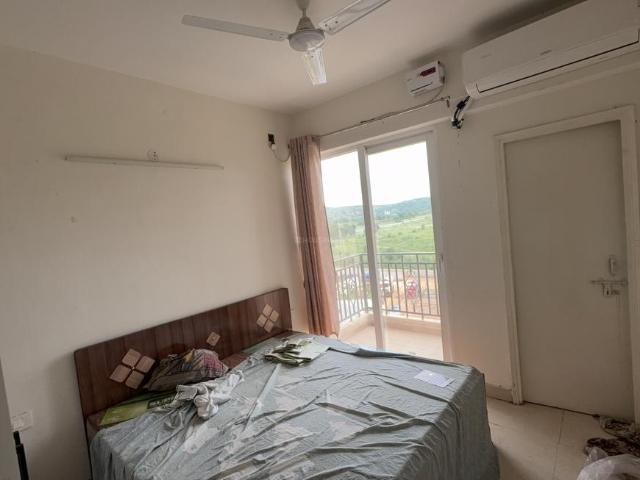 3 BHK Apartment in Sector 79 for rent Gurgaon. The reference number is 21063146