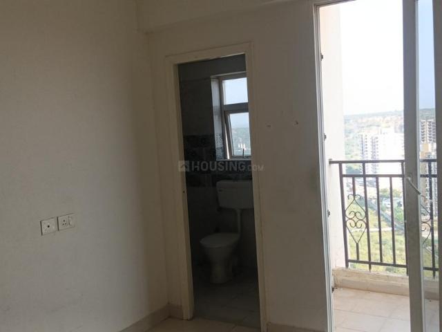 3 BHK Apartment in Sector 79 for rent Gurgaon. The reference number is 21179882