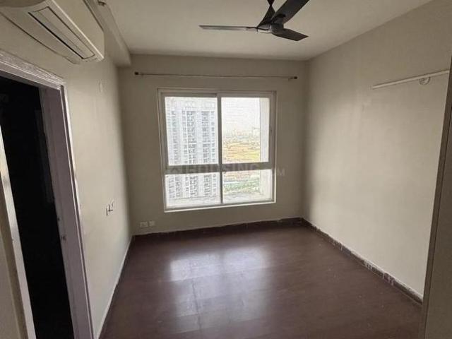 3 BHK Apartment in Sector 79 for rent Gurgaon. The reference number is 21352312