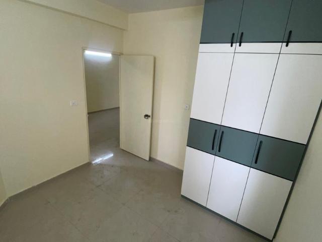 3 BHK Apartment in Sector 70 for rent Gurgaon. The reference number is 20620926