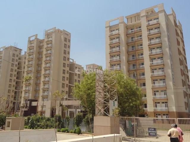 3 BHK Apartment in Sector 70 for rent Gurgaon. The reference number is 20854825