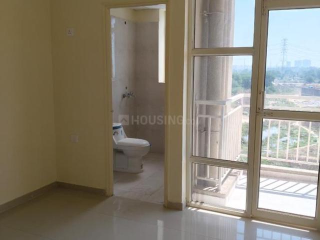 3 BHK Apartment in Sector 70 for rent Gurgaon. The reference number is 20222969