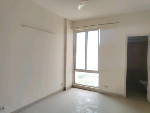 3 BHK Apartment in Sector 70A for resale Gurgaon. The reference number is 19543643