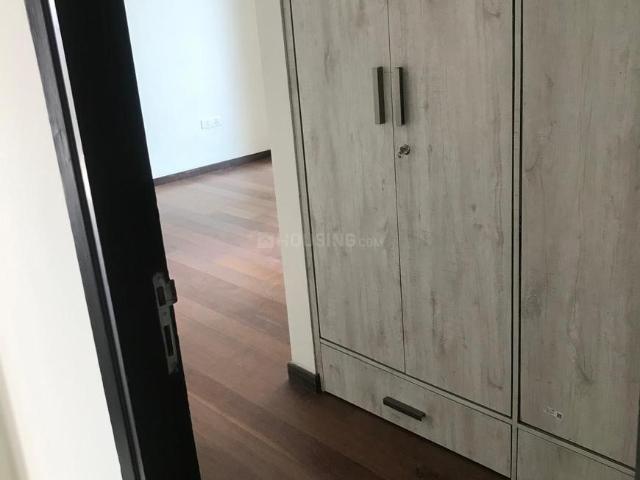 3 BHK Apartment in Sector 72 for rent Gurgaon. The reference number is 15996475
