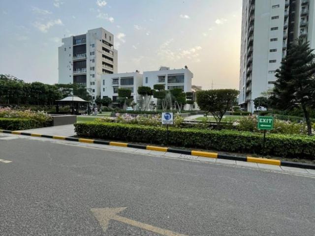 3 BHK Apartment in Sector 72 for rent Gurgaon. The reference number is 20508670