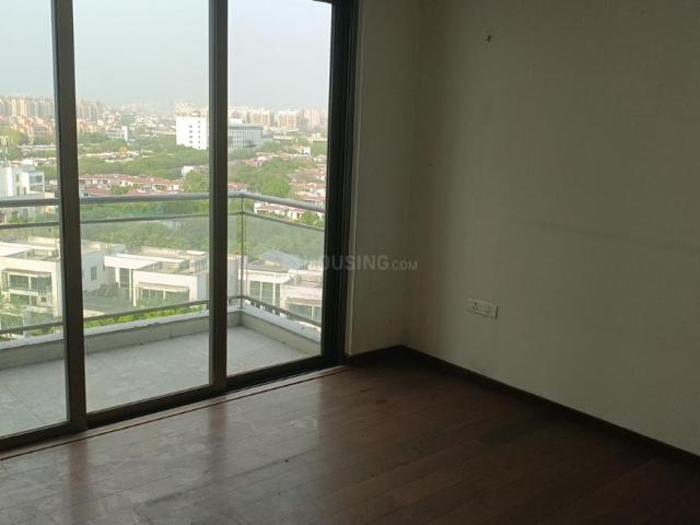 3 BHK Apartment in Sector 72 for resale Gurgaon. The reference number is 19845361