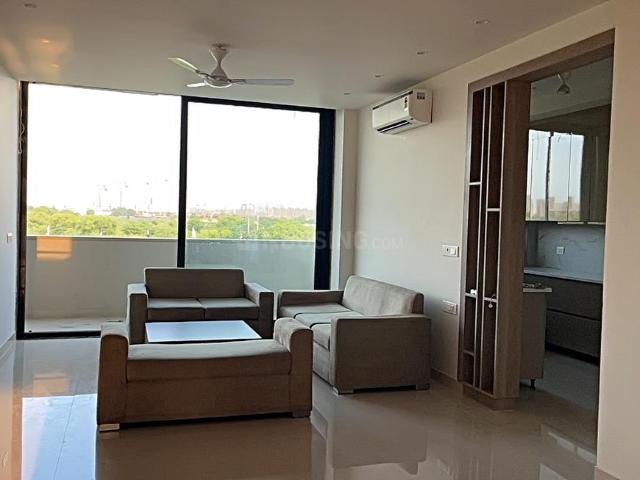 3 BHK Apartment in Sector 73 for rent Gurgaon. The reference number is 17913551