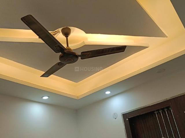 3 BHK Apartment in Sector 73 for resale Noida. The reference number is 19418950