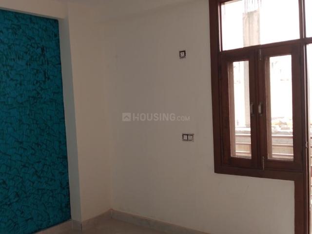 3 BHK Apartment in Sector 73 for resale Noida. The reference number is 19524651