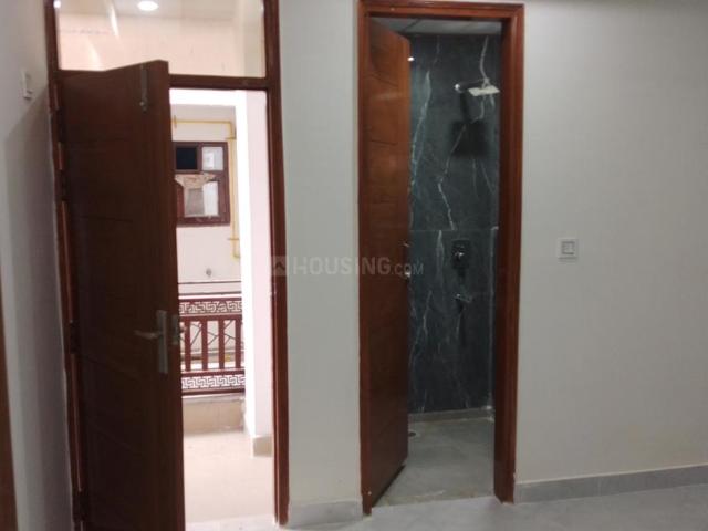 3 BHK Apartment in Sector 73 for resale Noida. The reference number is 19524346
