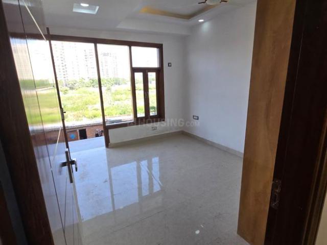 3 BHK Apartment in Sector 73 for resale Noida. The reference number is 19827702