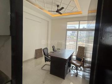 3 BHK Apartment in Sector 73 for resale Noida. The reference number is 20570909