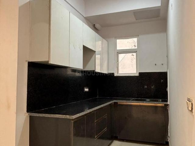 3 BHK Apartment in Sector 73 for resale Noida. The reference number is 20614326