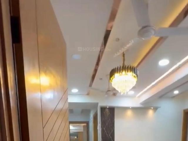 3 BHK Apartment in Sector 73 for resale Noida. The reference number is 20706991