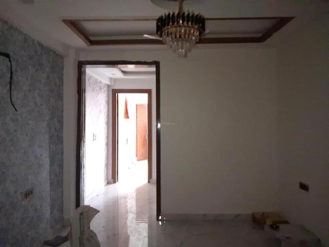 3 BHK Apartment in Sector 73 for resale Noida. The reference number is 20725266